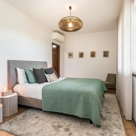 Estrela De Montesinho * Bragança