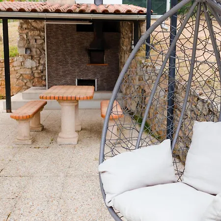 Estrela De Montesinho Lodge Braganca