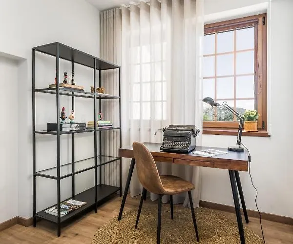 ロッジ Estrela De Montesinho