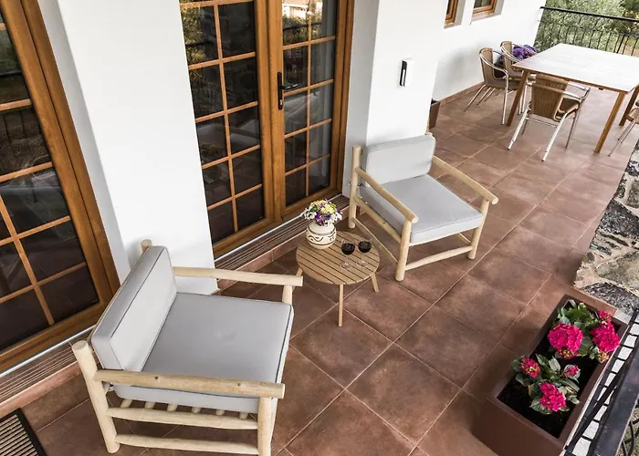 ロッジ Estrela De Montesinho *